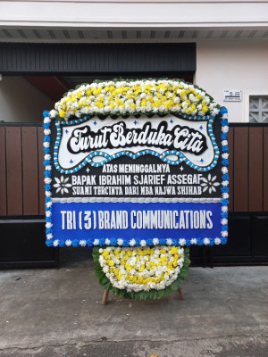 Papan Bunga Duka di Cineam